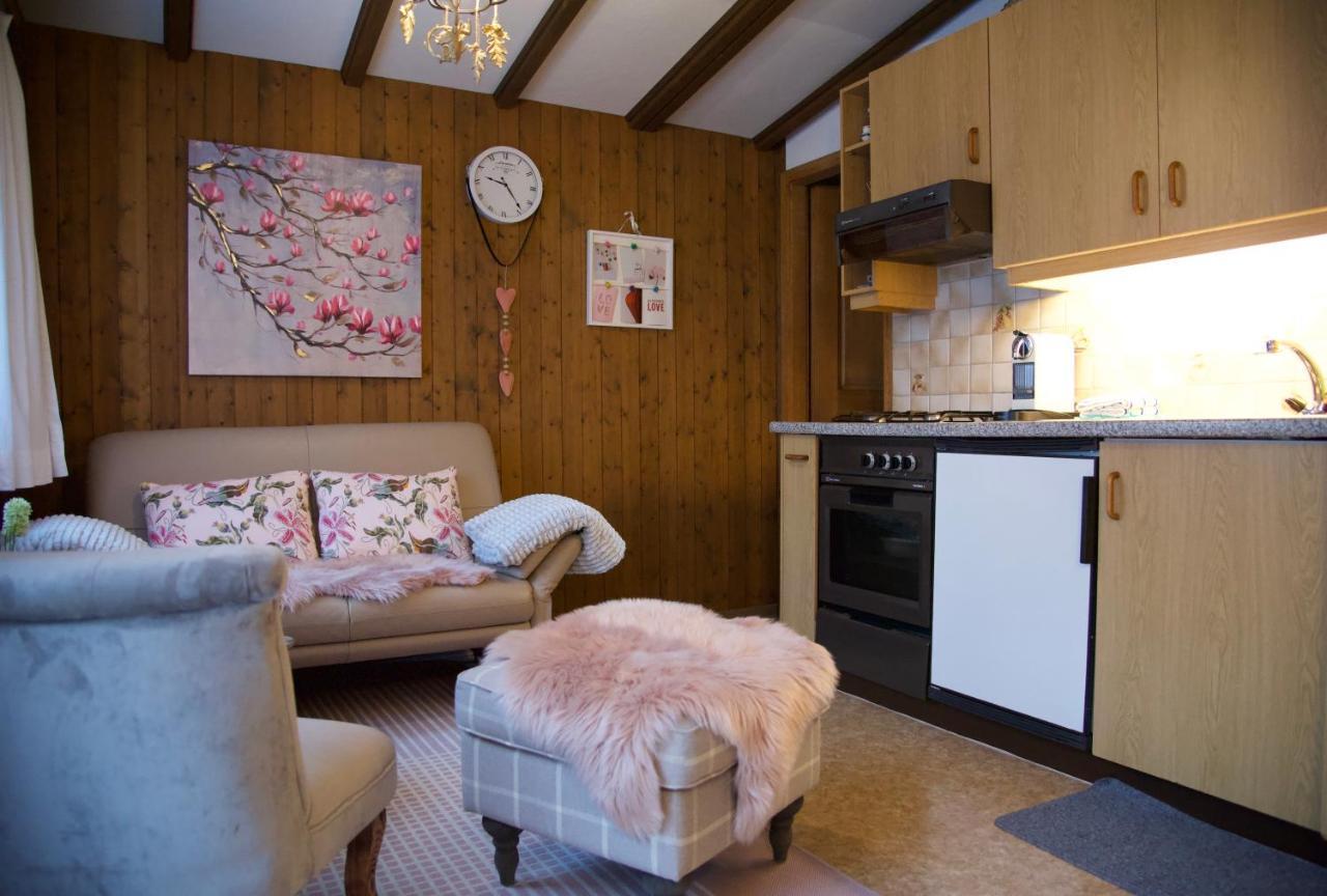 Spellbound A Romantic Hideaway For Adults Aged 18-35 Villa Lauterbrunnen Eksteriør billede